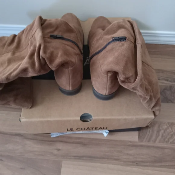 Boots - Picture 5 of 6